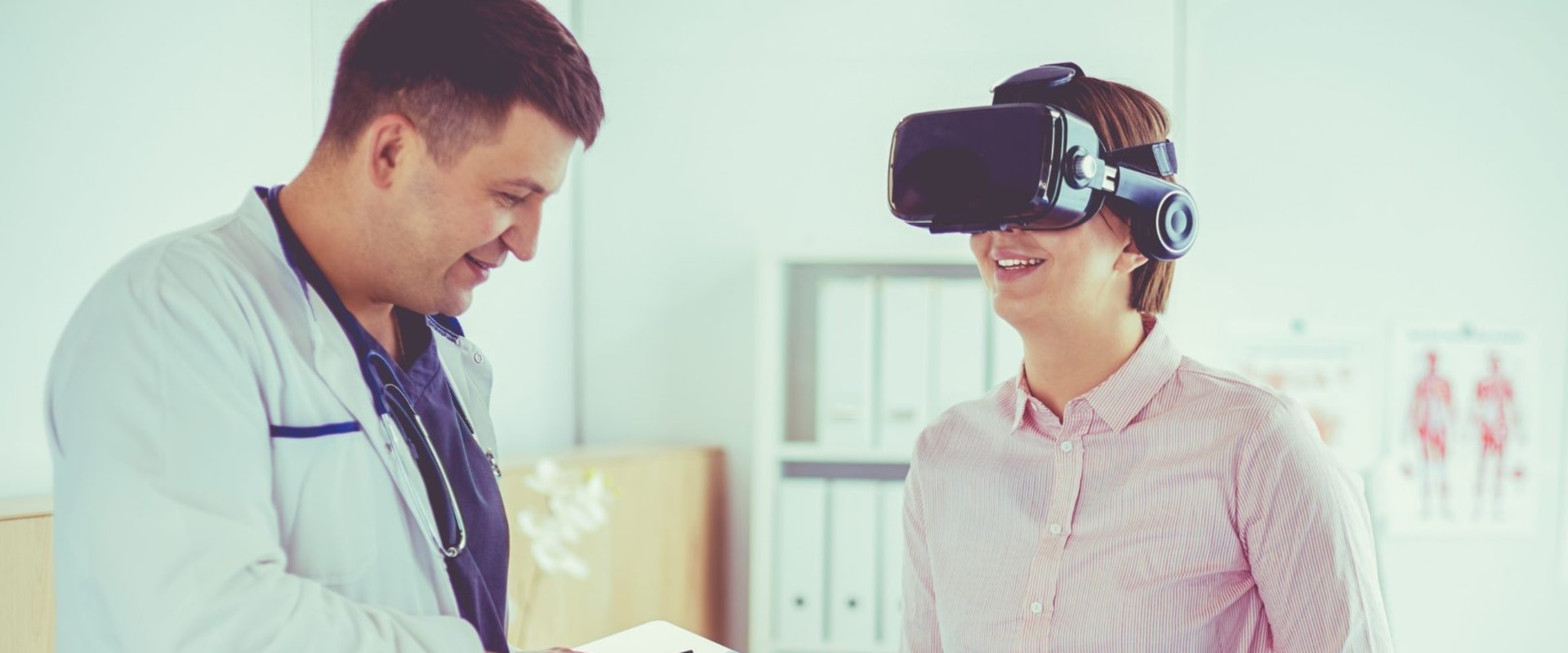 Understanding Pain Management: A Comprehensive Guide to Virtual Reality Applications in Healthcare