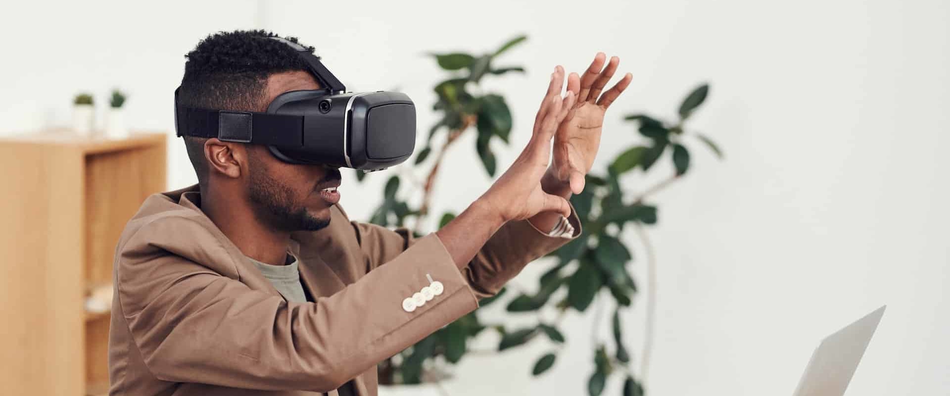 A Beginner's Guide to Language Learning in Virtual Reality