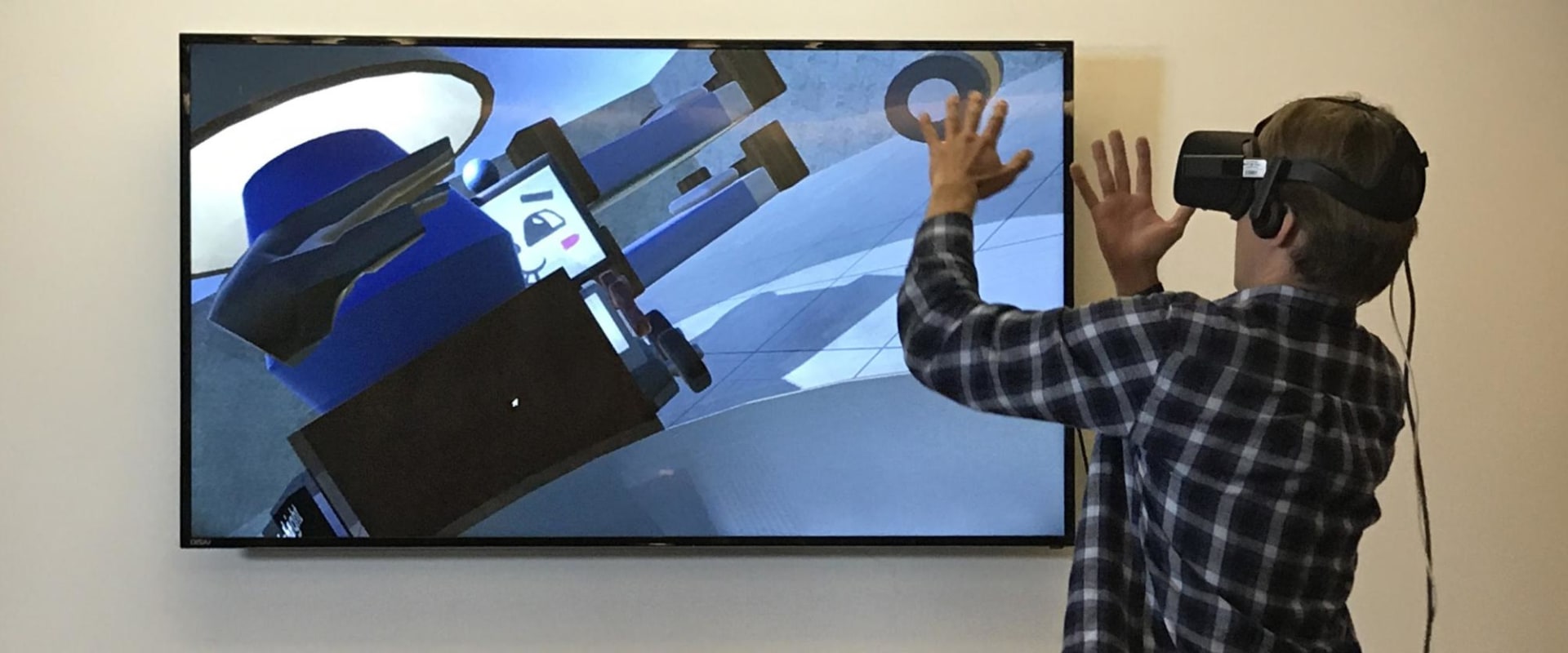 An Introduction to Leap Motion: Exploring the World of Virtual Reality